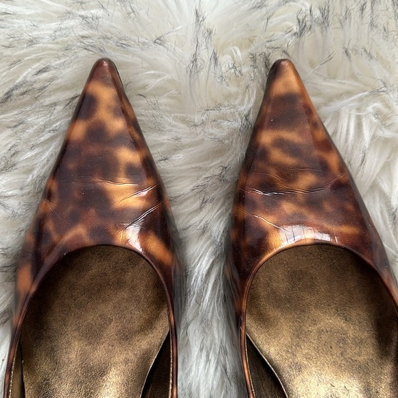 NINE WEST shiny tortoise-print heel! - Picture 2 of 11